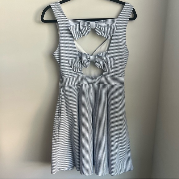 B Darlin Blue & White Pleated A-Line Sundress - Size 9/10 - Picture 8 of 15